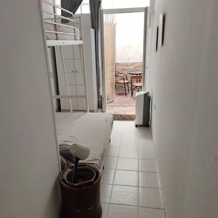 El Cobijo, Bajo Derecha